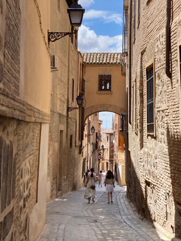 Walking down towards the core of the jewish quarter at street of the Angel.