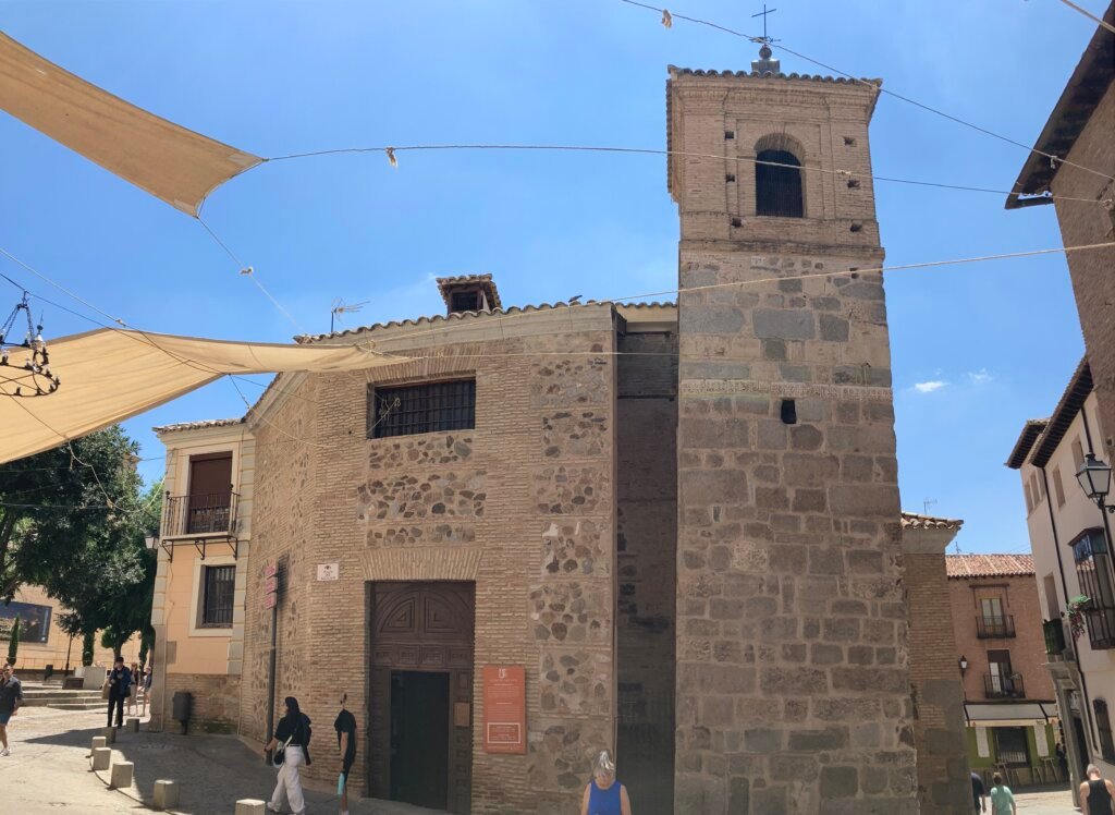 Church of San Salvador, right at the entrance of the jewish quarter.
